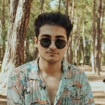 <em>Carlos G.  </em>